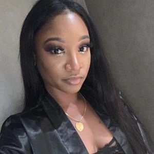 Meet your Posher, Felicia